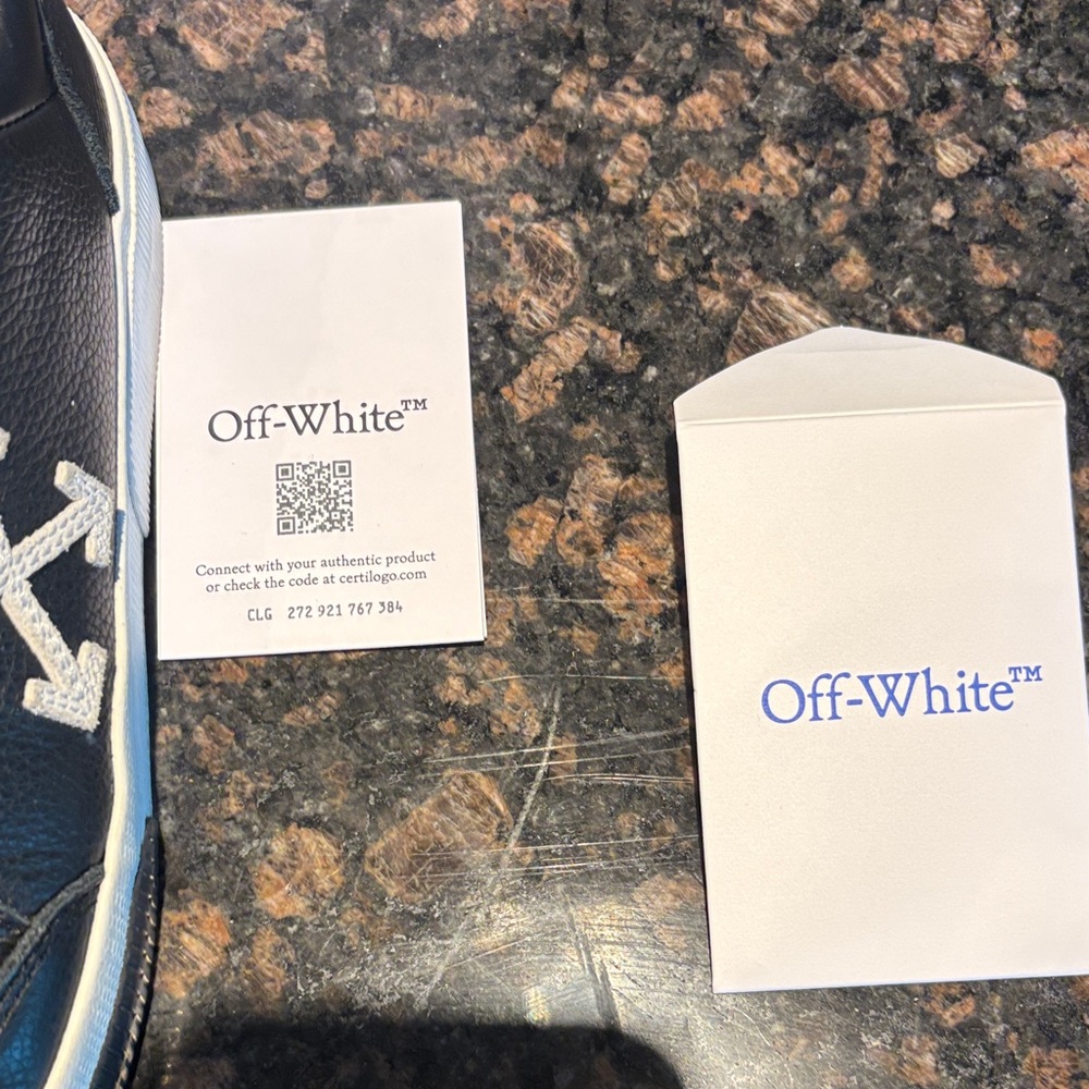 Off-White Black Leather Low-Top Sneakers with White Arrow Accent - Picture 5 of 9